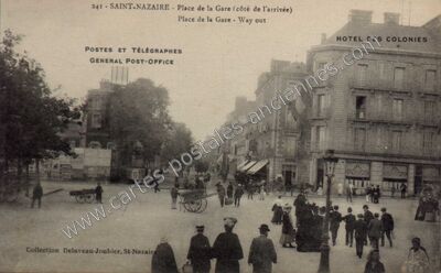Carte postale ancienne Place de la Gare — Saint-Nazaire (Loire-Atlantique)