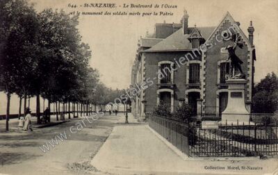 Carte postale ancienne Le Boulevard de l'Océan et le monument des soldats morts pour la Patrie — Saint-Nazaire (Loire-Atlantique)