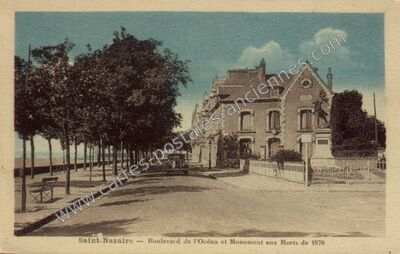 Carte postale ancienne Boulevard de l'Océan et Monument aux Morts de 1870 — Saint-Nazaire (Loire-Atlantique)