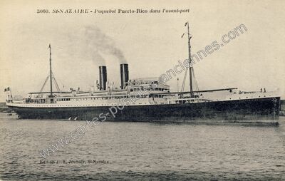 Carte postale ancienne Paquebot Puerto-Rico dans l'avant-port — Saint-Nazaire (Loire-Atlantique)