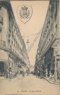 Carte postale ancienne La Rue Crébillon — Nantes (Loire-Atlantique)