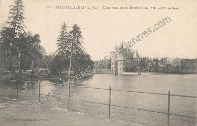 Carte postale ancienne Château de la Bretesche (XIIIe et XVe siècles) — Missillac (Loire-Atlantique)