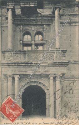 Carte postale ancienne Château d'ASSIER, XVIe siècle. — Façade Est — Assier (Lot)