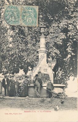 Carte postale ancienne La Fontaine — Autoire (Lot)