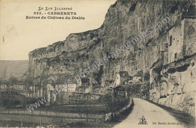 Carte postale ancienne Ruines du Château du Diable — Cabrerets (Lot)