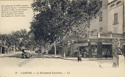 Carte postale ancienne Le Boulevard Gambetta — Cahors (Lot)