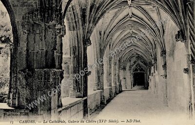 Carte postale ancienne La Cathédrale, Galerie du Cloître (XVIe Siècle) — Cahors (Lot)