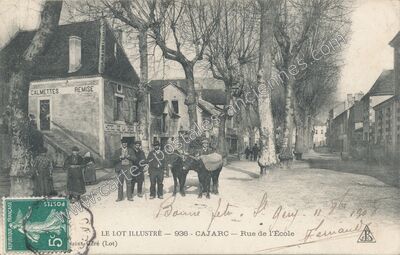 Carte postale ancienne Calmettes Remise Hotel de la Droite Rue de l'École — Cajarc (Lot)