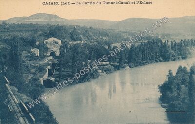Carte postale ancienne La Sortie du Tunnel-Canal et l'Ecluse — Cajarc (Lot)