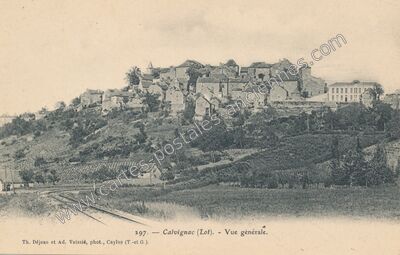 Carte postale ancienne Vue générale — Calvignac (Lot)