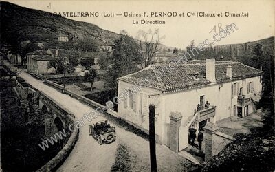 Carte postale ancienne Usines F. Pernod et Cie (Chaux et Ciments) - La Direction — Castelfranc (Lot)