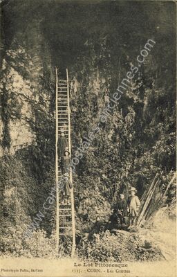 Carte postale ancienne Le Lot Pittoresque - Les Grottes — Corn (Lot)