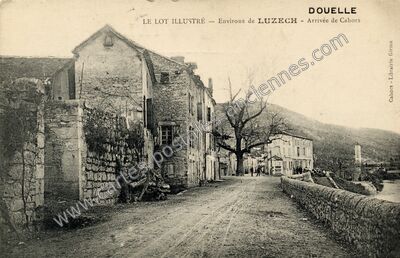 Carte postale ancienne Environs de Luzech - Arrivée de Cahors — Luzech (Lot)