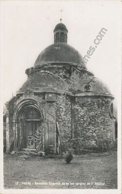 Carte postale ancienne Ancienne Chapelle de ns les jardins de l' Hôpital — Figeac (Lot)