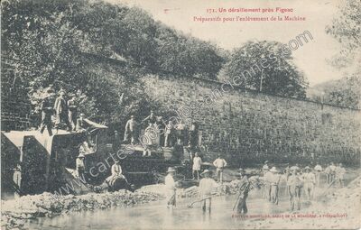 Carte postale ancienne Un déraillement près Figeac. Préparatifs pour l'enlèvement de la Machine — Figeac (Lot)