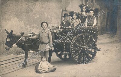 Carte postale ancienne Figuete Fête de la Rose — Figeac (Lot)
