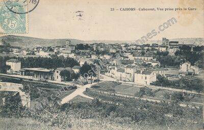 Carte postale ancienne Cabessut, Vue prise près la Gare — Cahors (Lot)