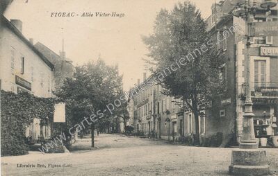 Carte postale ancienne Allée Victor-Hugo — Figeac (Lot)