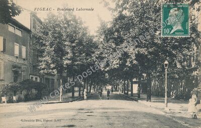 Carte postale ancienne Boulevard Labernade — Figeac (Lot)