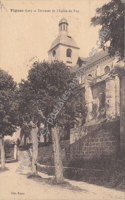 Carte postale ancienne Terrasse de l'Eglise du Puy — Figeac (Lot)