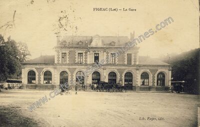 Carte postale ancienne La Gare — Figeac (Lot)