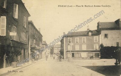 Carte postale ancienne Place St Martin et Avenue Gambetta — Figeac (Lot)