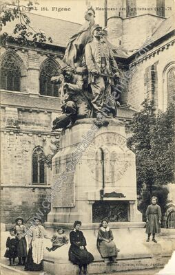 Carte postale ancienne Monument des Combattants (1870-71) — Figeac (Lot)