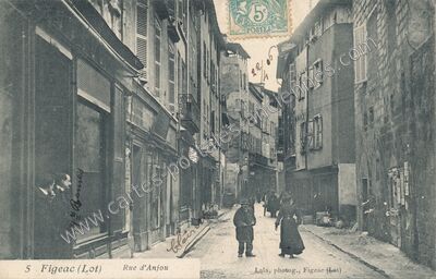 Carte postale ancienne Rue d'Anjou — Figeac (Lot)