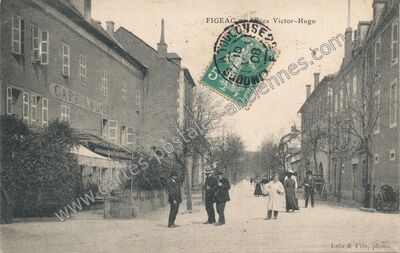 Carte postale ancienne Allées Victor-Hugo — Figeac (Lot)