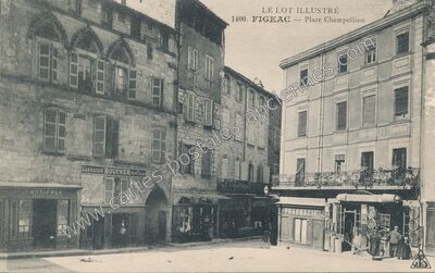 Carte postale ancienne Place Champollion — Figeac (Lot)
