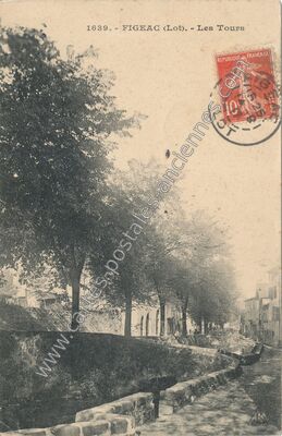 Carte postale ancienne Les Tours — Figeac (Lot)