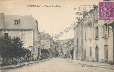 Carte postale ancienne Avenue Gambetta — Figeac (Lot)