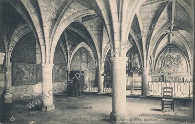 Carte postale ancienne Chapelle Notre-Dame de Pitié, Intérieur — Figeac (Lot)