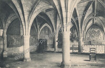 Carte postale ancienne Chapelle Notre-Dame de Pitié, Intérieur — Figeac (Lot)