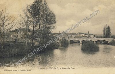 Carte postale ancienne Le Pont du Gua — Figeac (Lot)