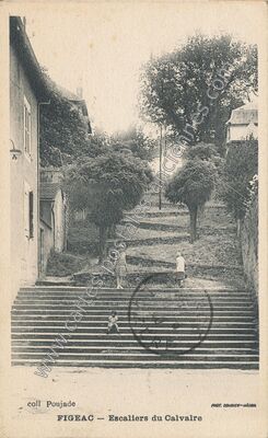 Carte postale ancienne Escaliers du Calvalre — Figeac (Lot)