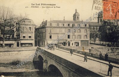 Carte postale ancienne Les Quais et le Pont — Figeac (Lot)