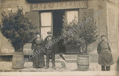 Carte postale ancienne Café Alazard — Figeac (Lot)