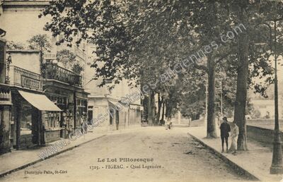 Carte postale ancienne Le Lot Pittoresque - Quai Legendre — Figeac (Lot)