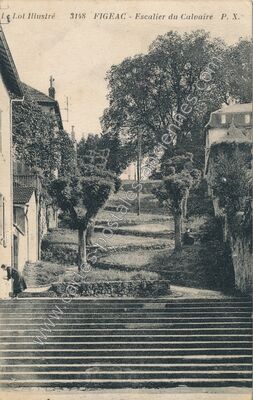 Carte postale ancienne Escalier du Calvaire — Figeac (Lot)