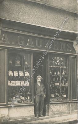 Carte postale ancienne A. GAUZENS — Figeac (Lot)