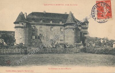 Carte postale ancienne Le Château vu de la Prairie — Lacapelle-Marival (Lot)