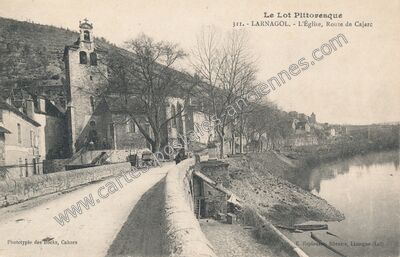 Carte postale ancienne L'Église, Route de Cajarc — Larnagol (Lot)