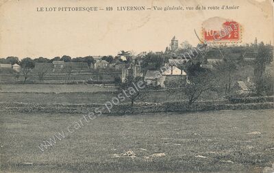 Carte postale ancienne Vue générale, vue de la route d'Assier — Livernon (Lot)