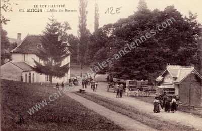 Carte postale ancienne L'Allée des Buveurs — Miers (Lot)