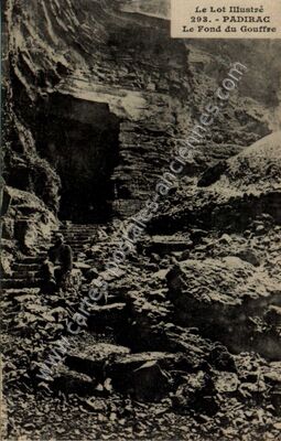 Carte postale ancienne Le Fond du Gouffre — Padirac (Lot)