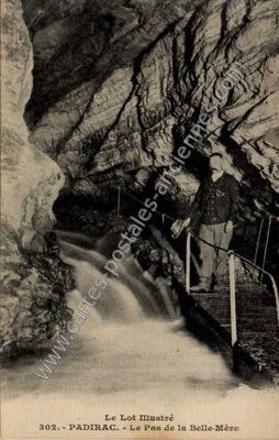 Carte postale ancienne Le Pas de la Belle-Mère — Padirac (Lot)