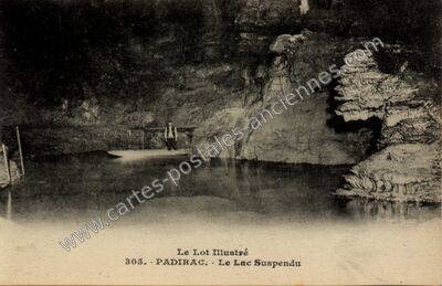 Carte postale ancienne Le Lac Suspendu — Padirac (Lot)