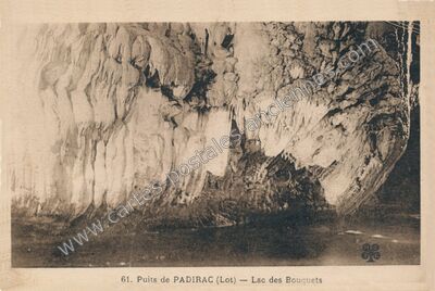 Carte postale ancienne Puits de Padirac — Lac des Bouquets — Padirac (Lot)