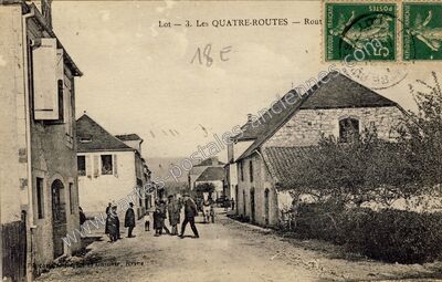 Carte postale ancienne Quatre Routes — Les Quatre-Routes-du-Lot (Lot)